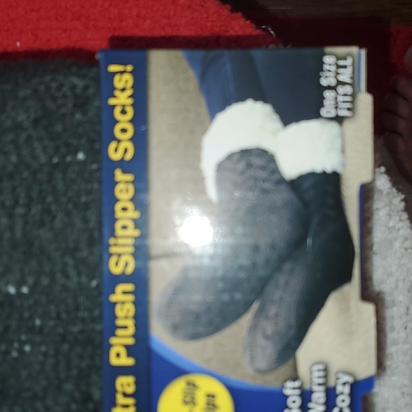New Huggle Gray Slipper Fleece Cablelknit OSFA As Seen On TV - Picture 2 of 6